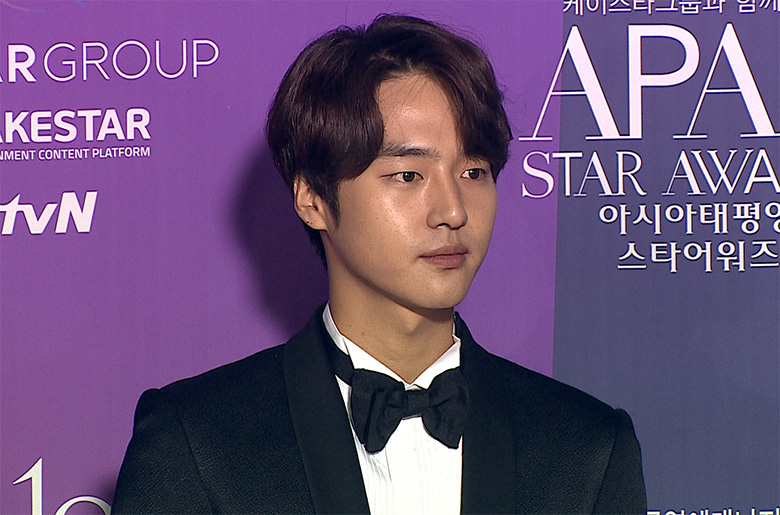 僕を1歳でも若く」これぞスターの余裕！？イ・ビョンホンの貫録